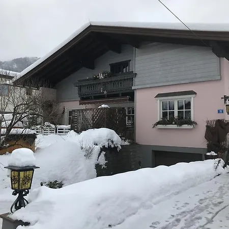 Kozma Apartment Maishofen